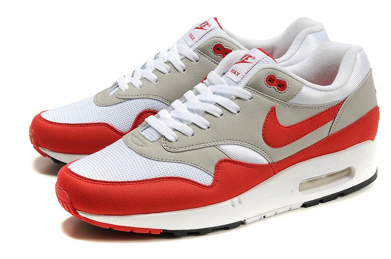 chaussures nike air max 1 essential