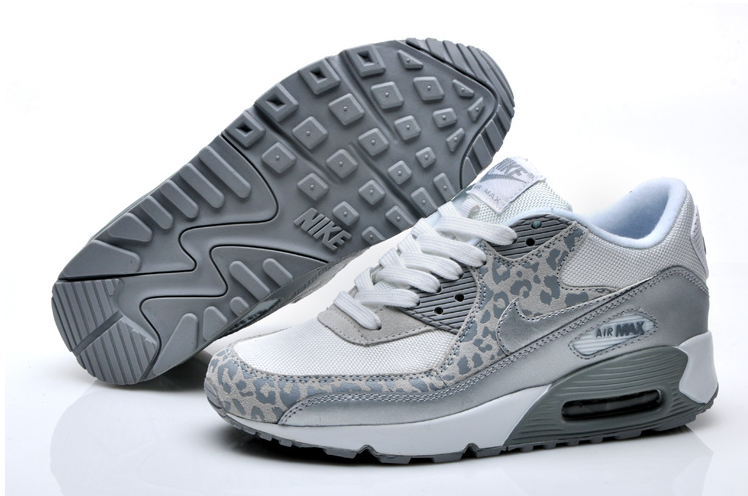 air max grise et blanche femme